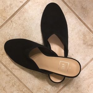 Gap mule slides